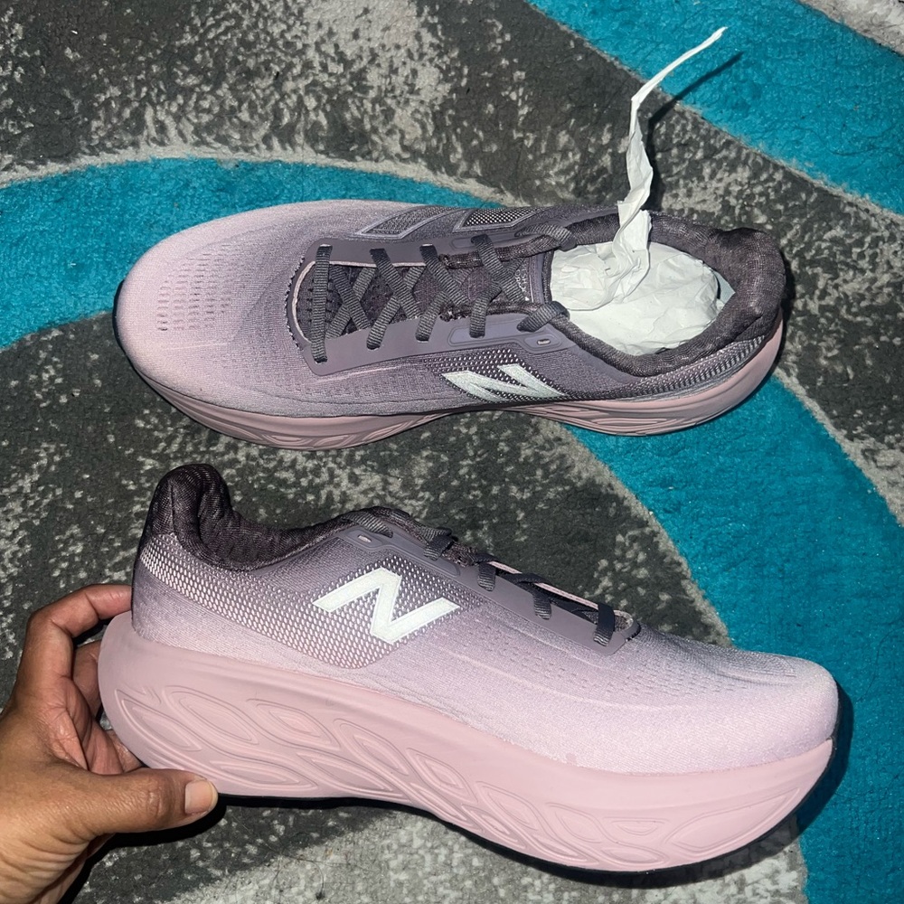 Women's Fresh Foam X 1080 v14 Athletic Shoes